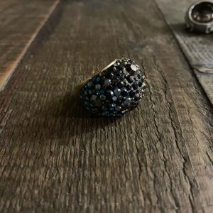 Swarovski chic ring size 6